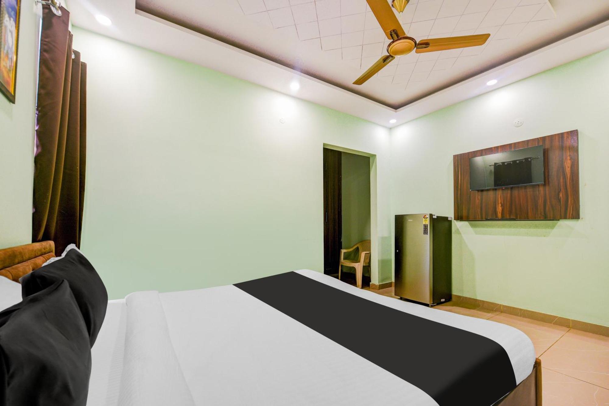Hotel O Ridge Way Stays 法里达巴德 外观 照片